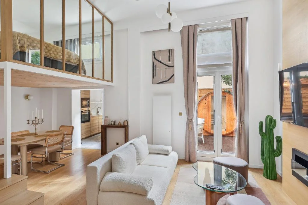 Suite luxueuse avec jardin privé Sauna et Jacuzzi