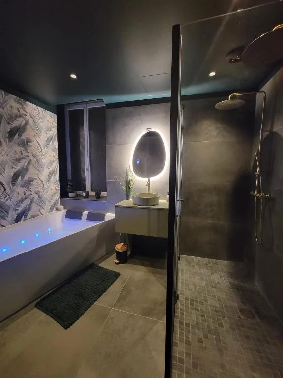 Évasion Sauvage Love Room