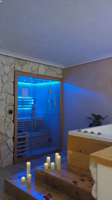 Cottage Lomy avec jacuzzi et sauna privatif — photo 2