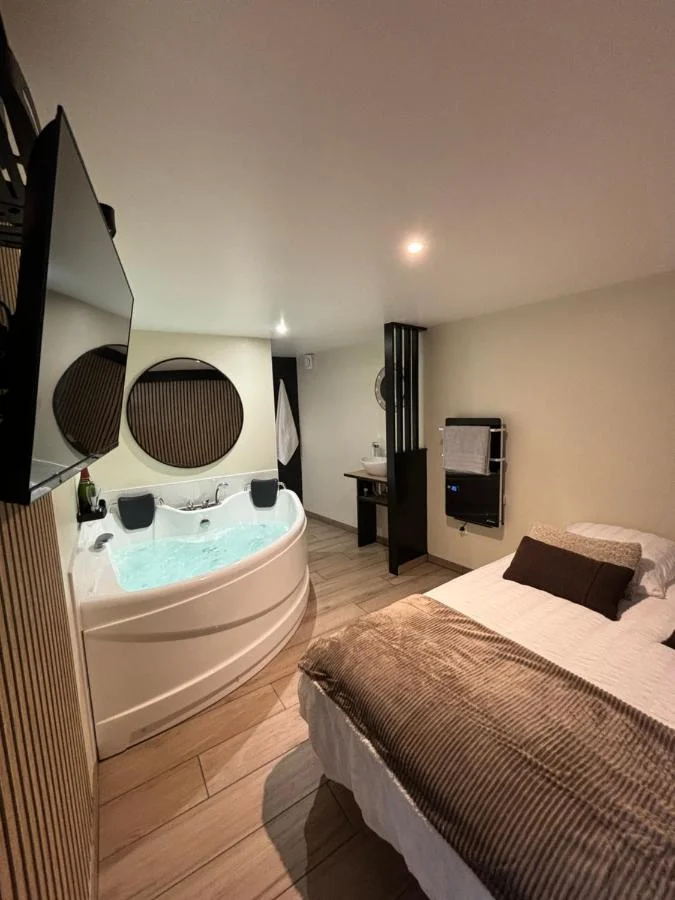 Tiny room — photo 2