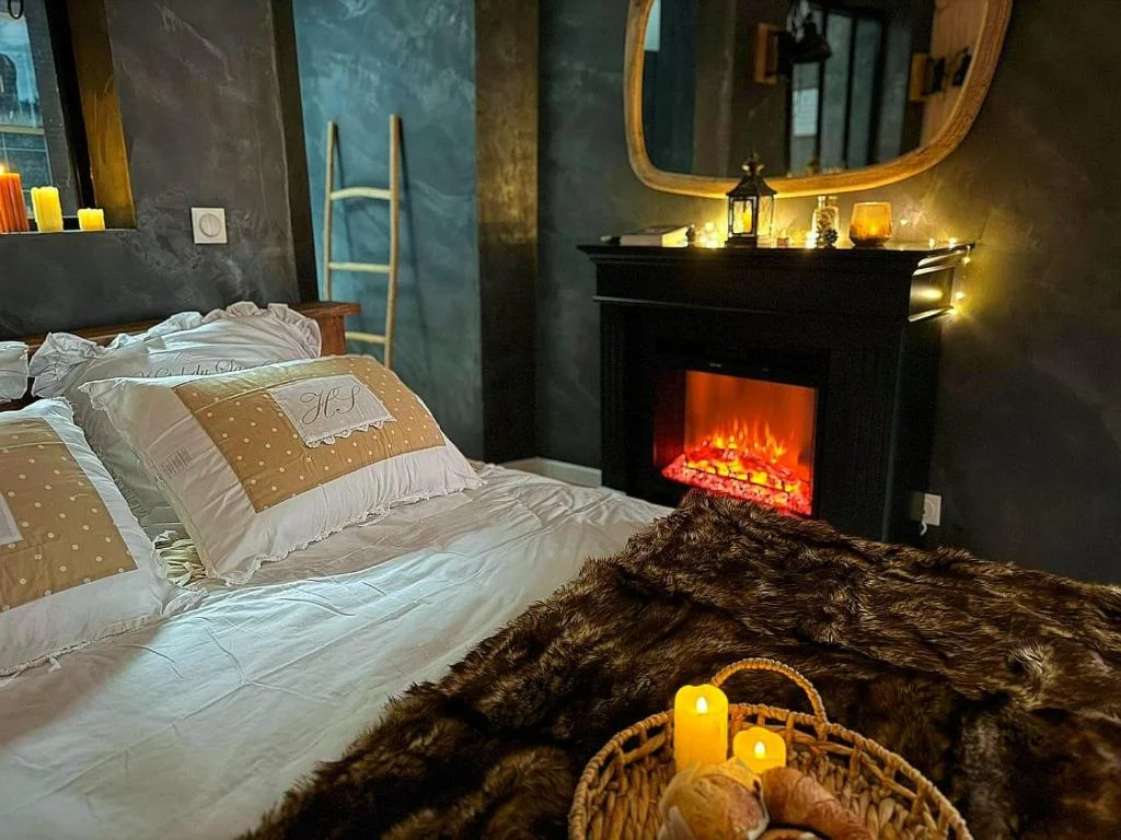 Enjoy your lifes, Le Chalet insolite et romantique au coeur de la montagne — photo 2