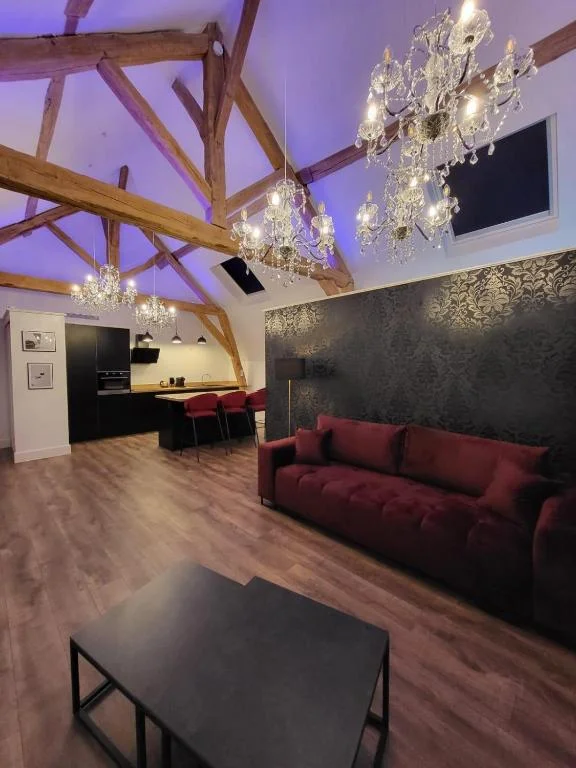 La suite Baroque jacuzzi au cœur du château de Boissettes — photo 2