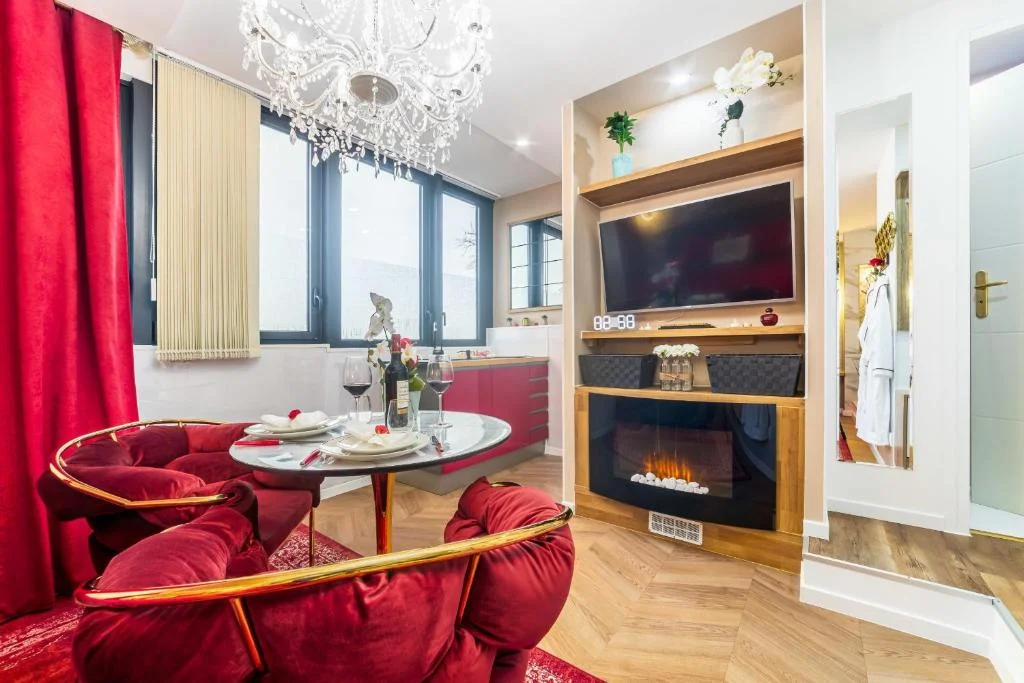 Le Rubis Love Room