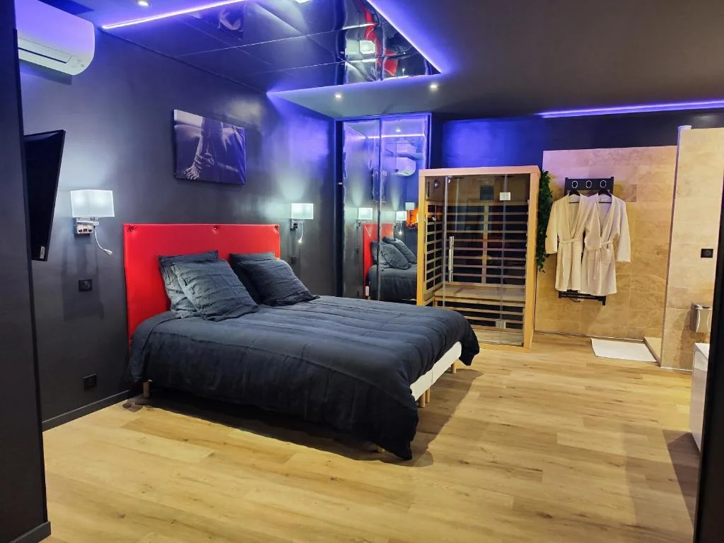LoveRoom#1 by Pimente ton couple