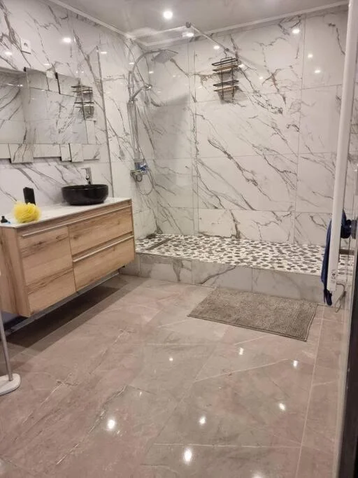 Love Room Jacuzzi — photo 2