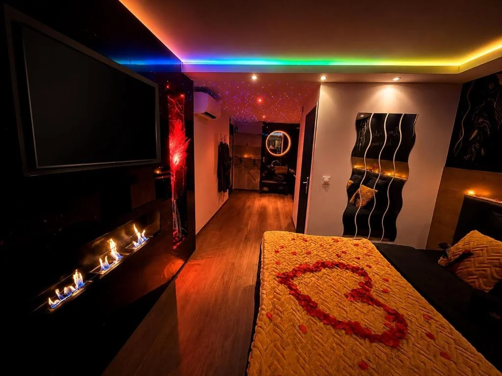 SPICY LOVE ROOM-jacuzzi sous un sublime ciel étoilés — photo 2