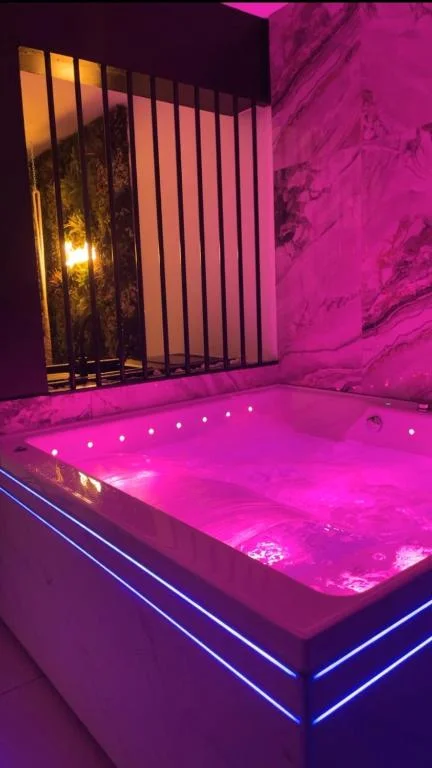 Sparadise : Jacuzzi et Sauna