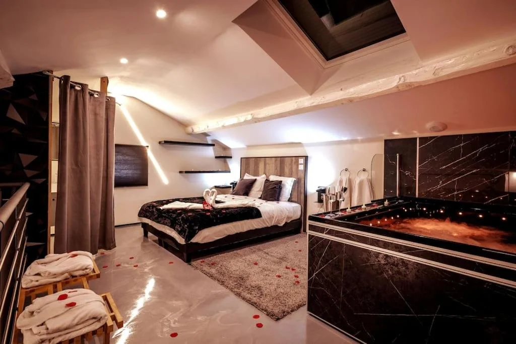 My Lovenest — photo 2