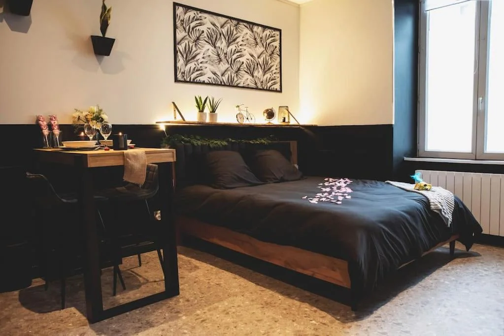 LOVE ROOM, La Douce Angevine — photo 2