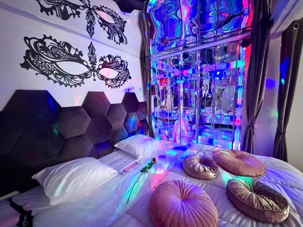 Caporizon-Love House