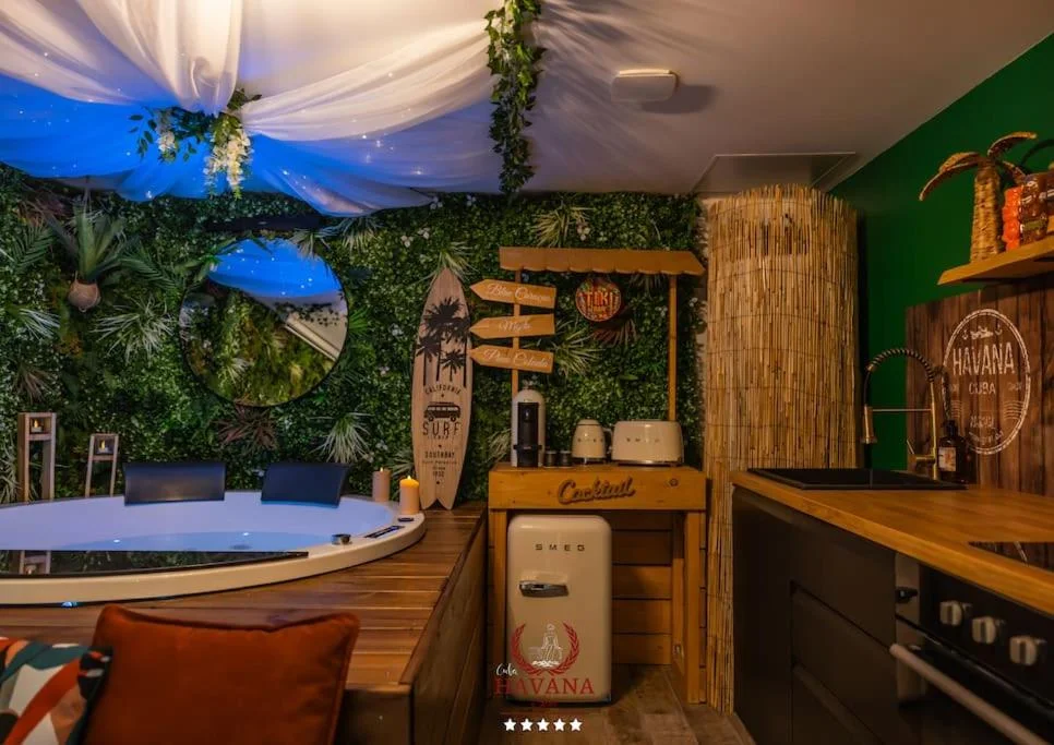 Loft Havana Spa, Cuba – Jacuzzi, Sauna et Bar à Cocktails — photo 2