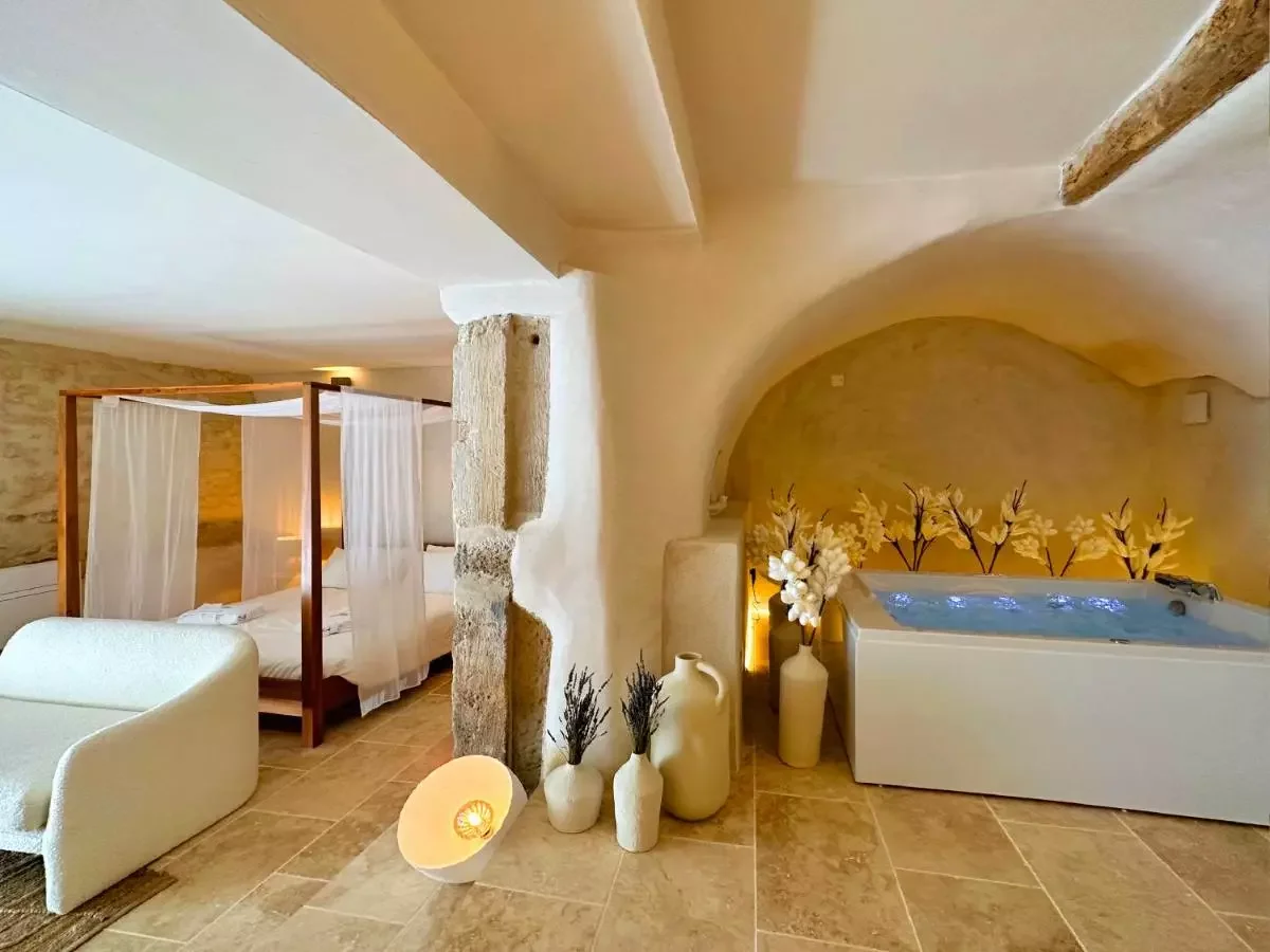 Love in Taulignan — photo 2