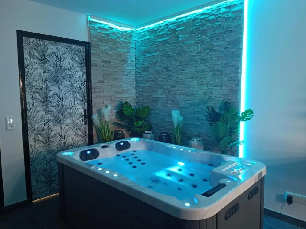 Évasion avec jacuzzi intérieur