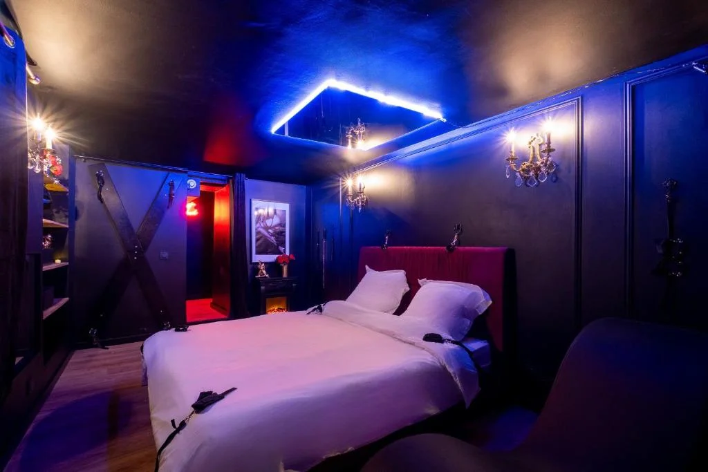 Le Boudoir Secret - Love Room avec Chambre Secrète