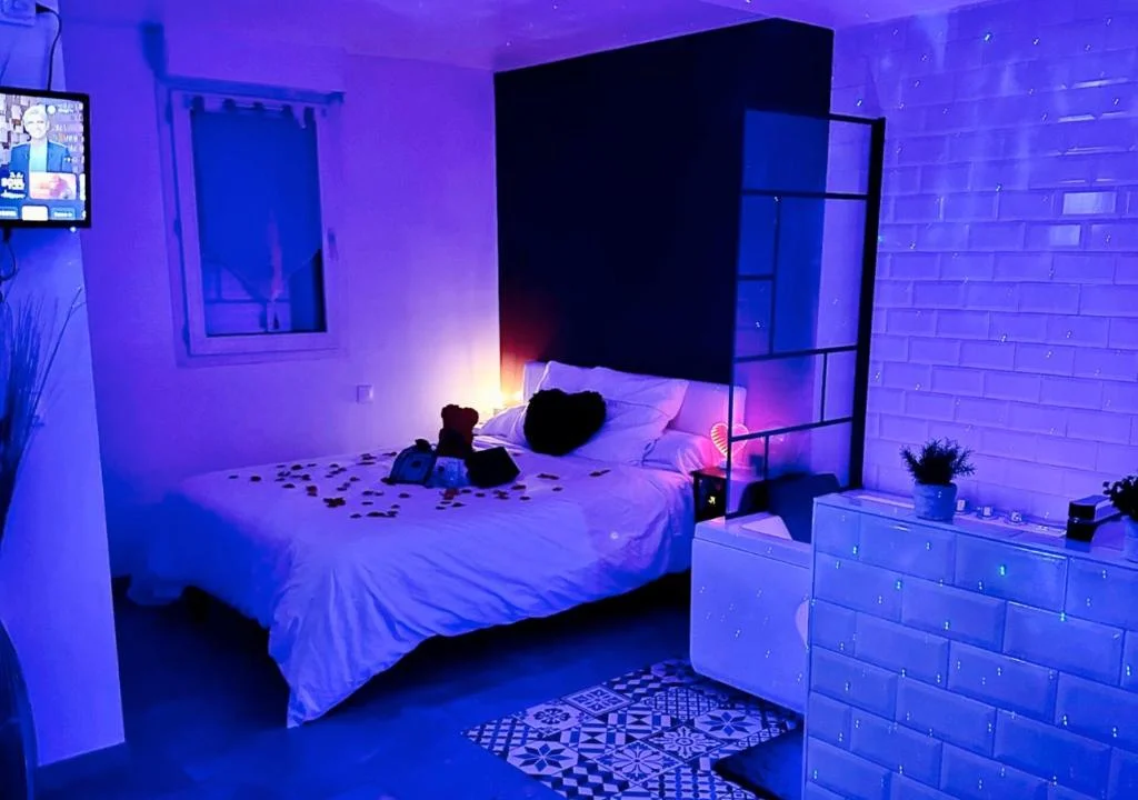 Amour Azur Appartement pour 2 avec jacuzzi