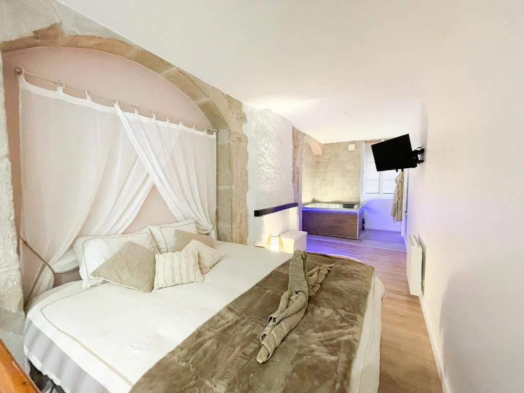 La voute Doloise - Love room & spa — photo 2