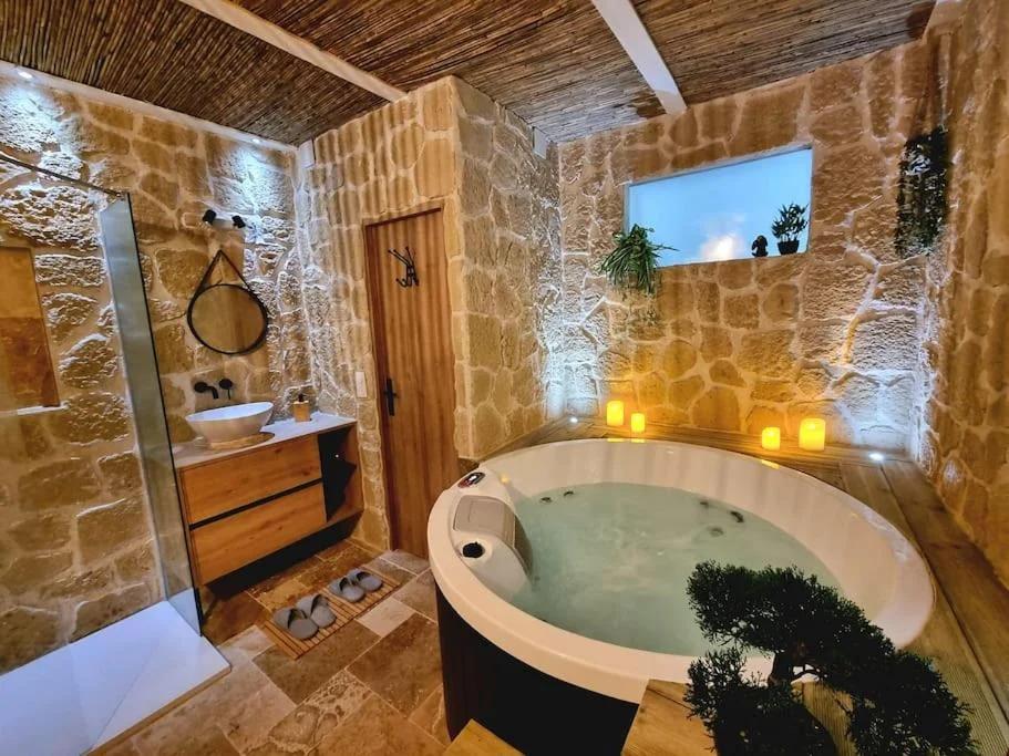 Les Spas de la mer, Suite & Spa, Love room