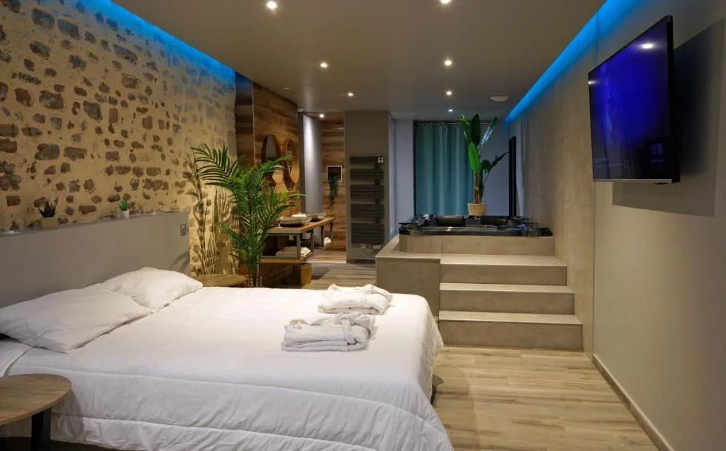 LA DOLCEVITA SPA