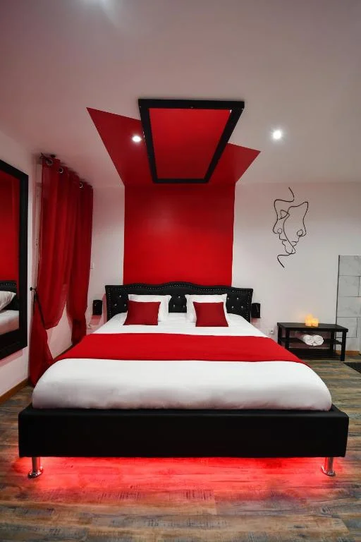 L'Arena - Love Room avec Jacuzzi