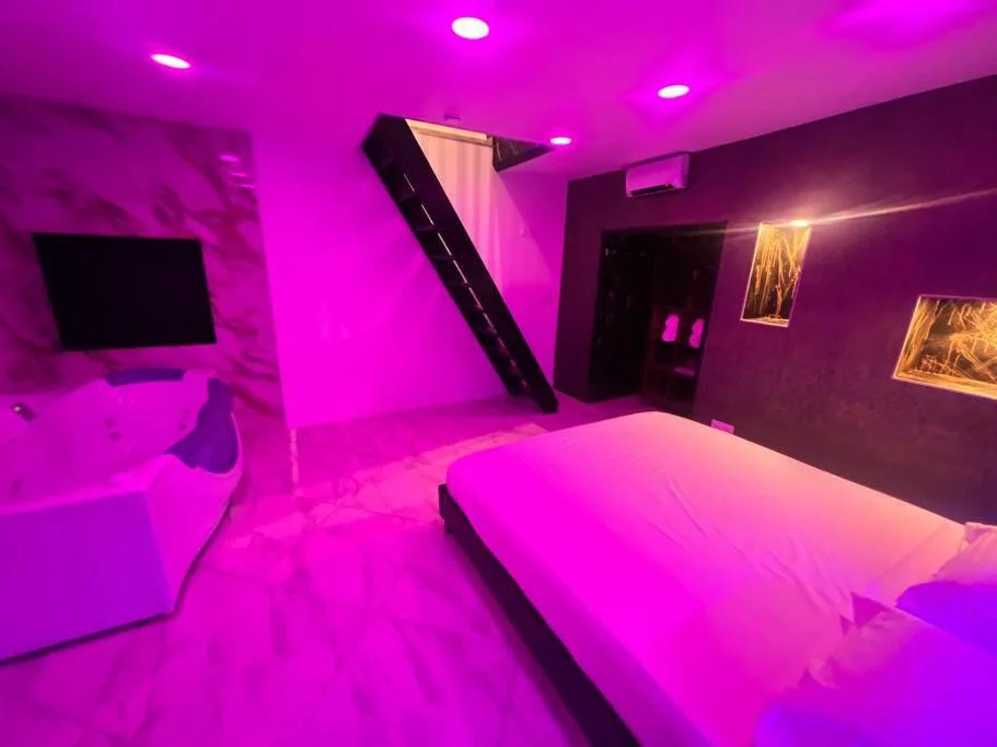 Maison Appartement Triplex avec jacuzzi et sauna