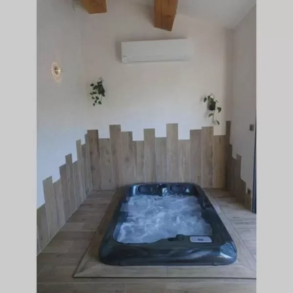 Un petit coin de Bali avec SPA et piscine privés