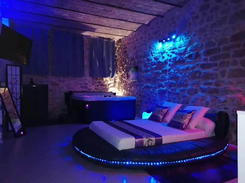 Gîte Love Dreams Jacuzzi privatif