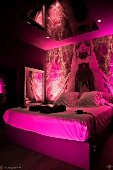 GreyRoom Cannes-Love Room BDSM — photo 2