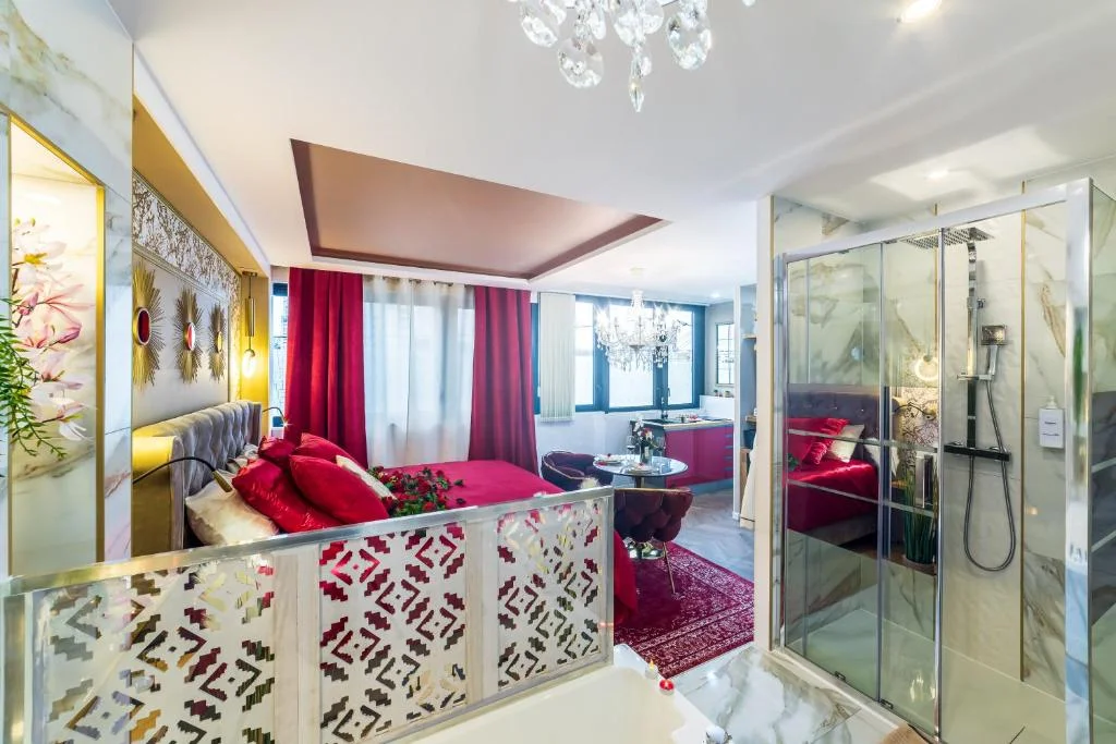 Le Rubis - Love Room Romantique