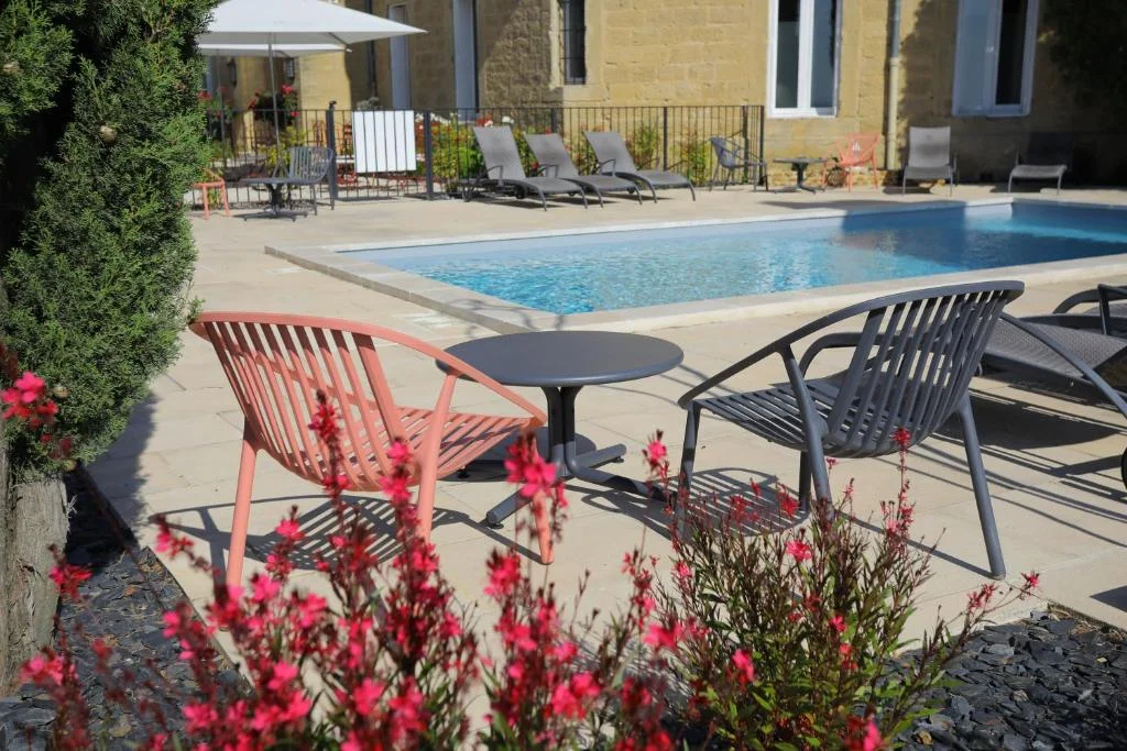 Hostellerie du Château des Fines Roches — photo 2