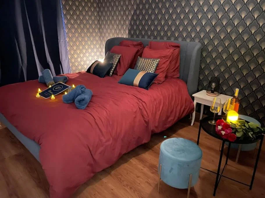 Vénus Love room Escapade romantique avec jacuzzi