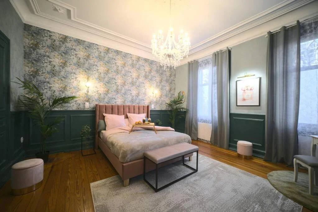 Royal Room jacuzzi — photo 2