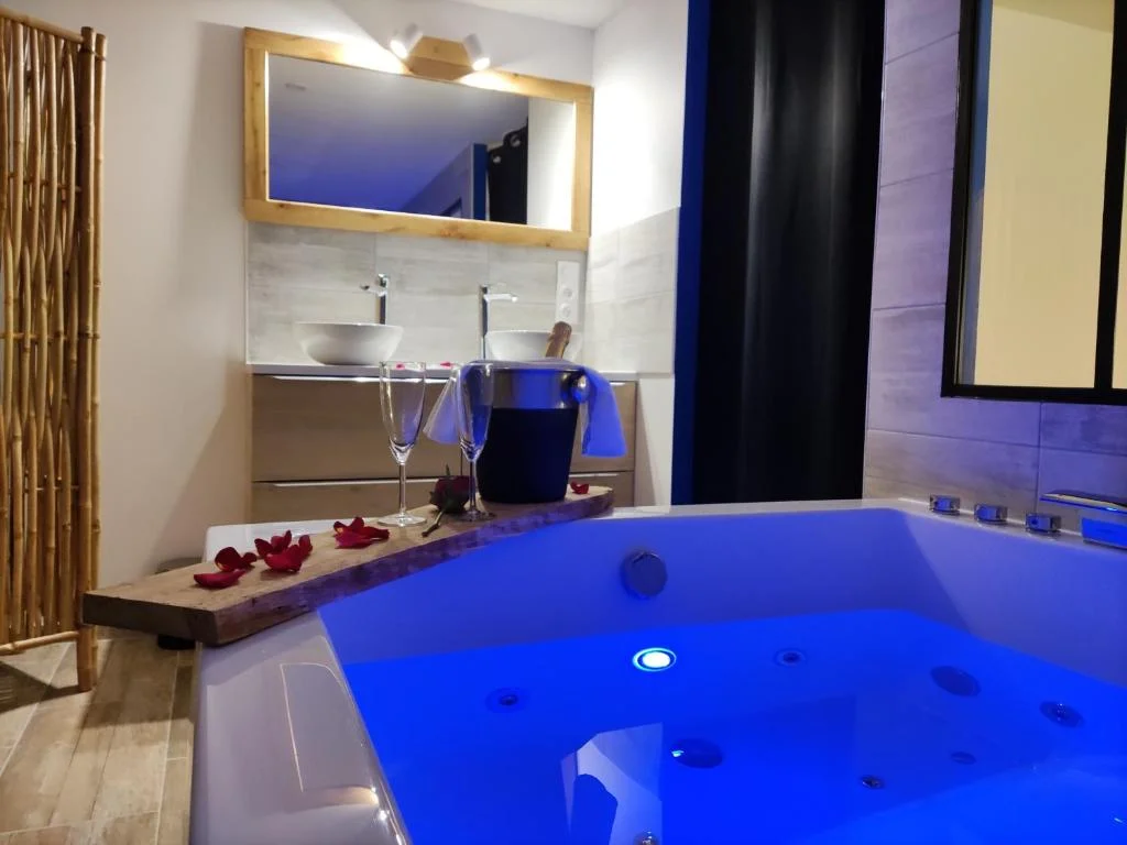 Maison de ville avec spa balnéo et 2 suites parentales