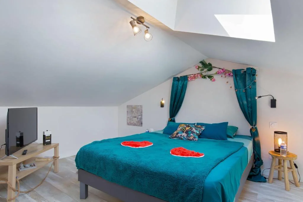 Appartement jacuzzi 4 étoiles - Love Room Merveille