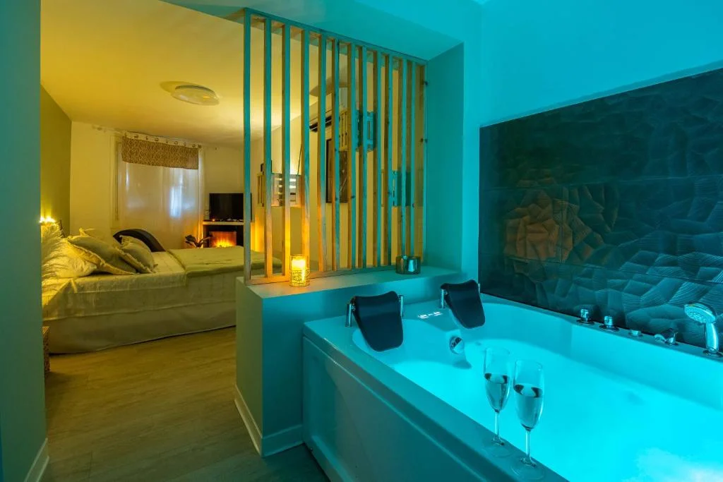 Le Lovely Narbonnais - Balneo & Sauna