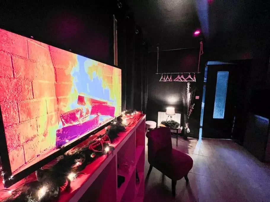 Key-s Meaux SPA JACUZZI Black Room