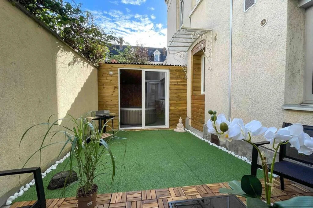 Charme et mystère à Unique - SPA — photo 2