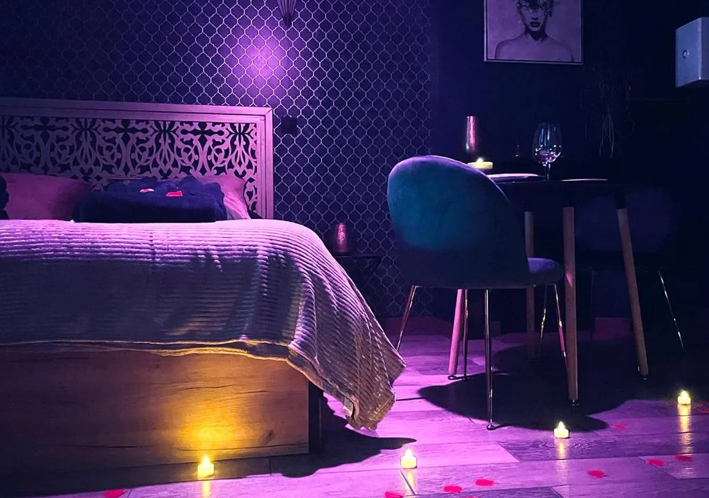 Love Room L' Orientale / Jacuzzi / Sauna