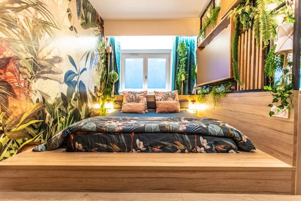 Tropical Jacuzzi Oasis