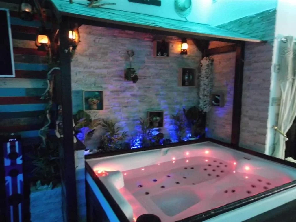 Spa jacuzzi love l'histoire de l'ouest