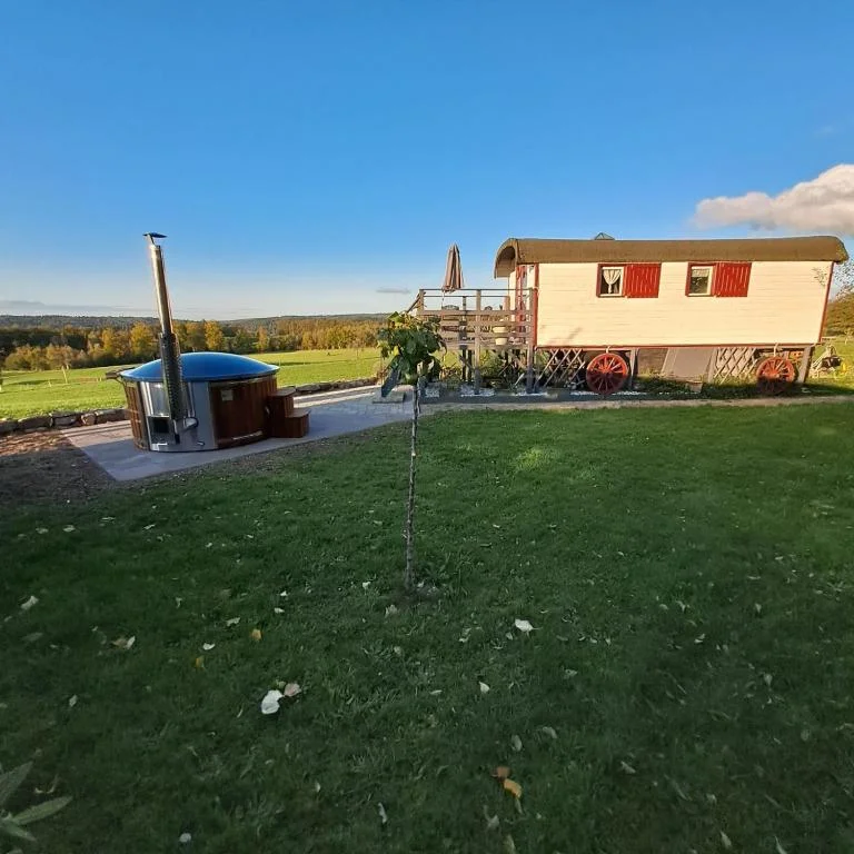 Séjour à La roulotte belle fleur à Saint-Nabord