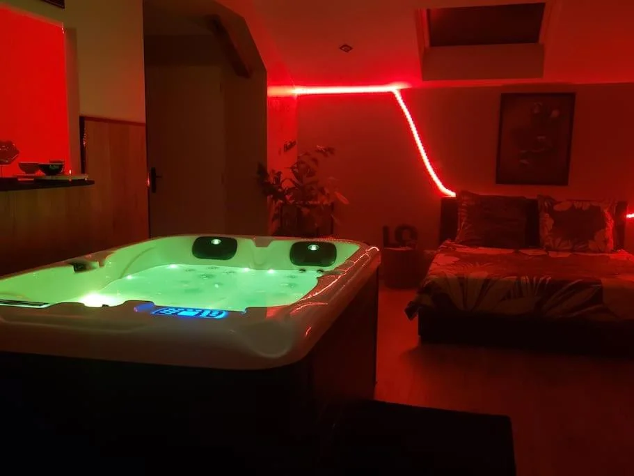 Bulles étoilées Appartement avec jacuzzi privé
