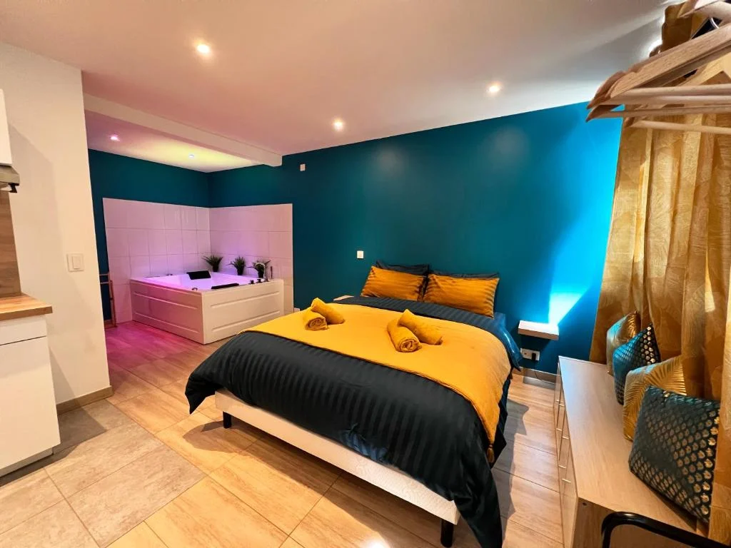 Narbnb - EDEN SUITE - Jacuzzi — photo 2