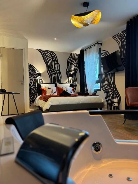 Suite romantique - Jolies Courbes — photo 2