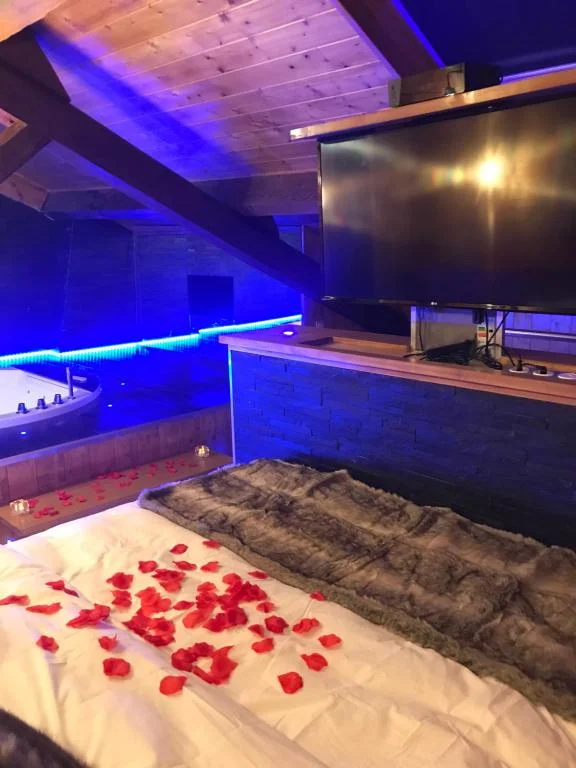 Le Chalet Loft and Spa