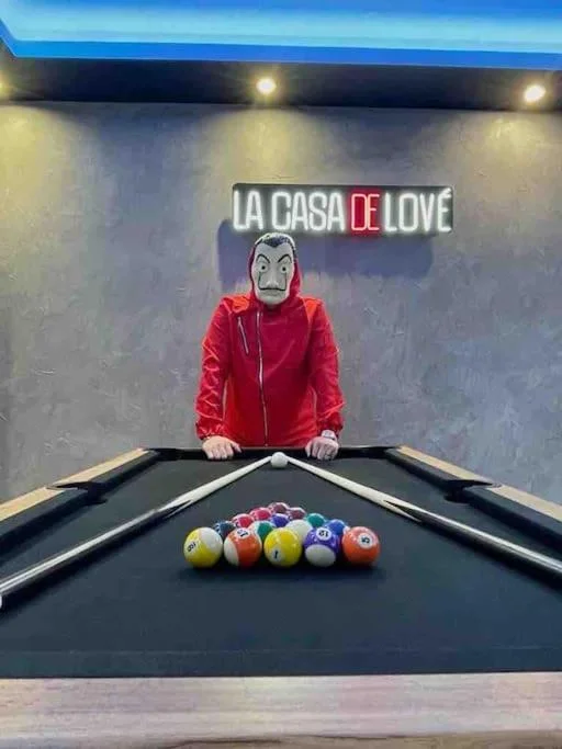 Suite avec Jacuzzi privé 20min de Paris