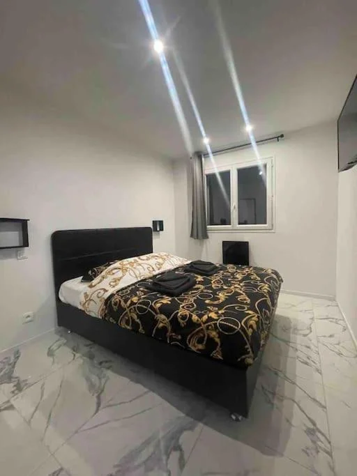 Suite avec Jacuzzi privé 20min de Paris — photo 2