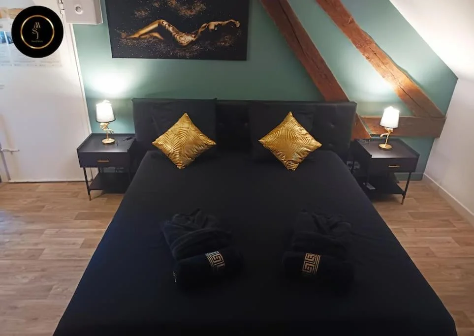Love Room - Jacuzzi - Cheminée