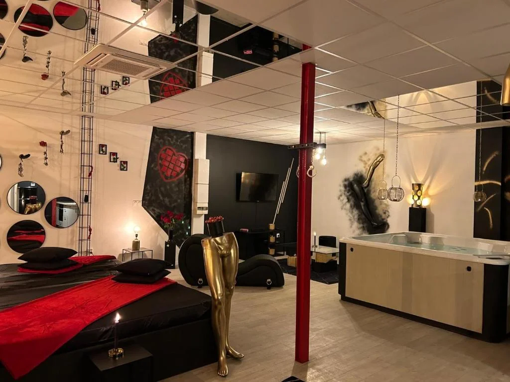 L'escapade sensuelle - la love room d'Epernay