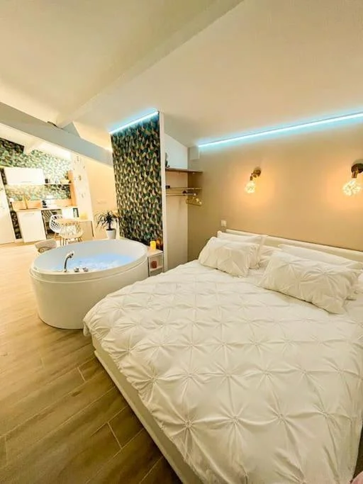 Lovicéa Balnéo Suite, 200m plage