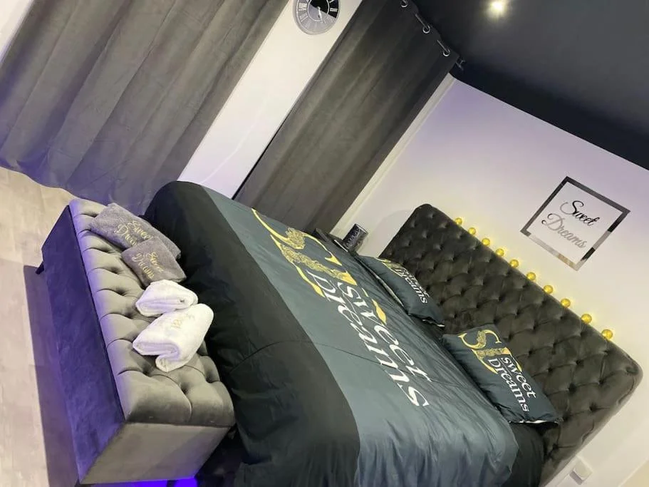 APPARTEMENT AVEC JACUZZI